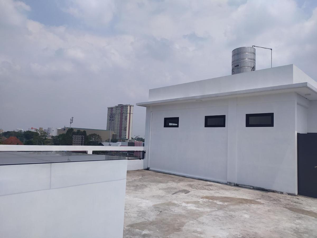 Urbanview Badran Residence Syariah Manahan Surakarta  Bagian luar foto