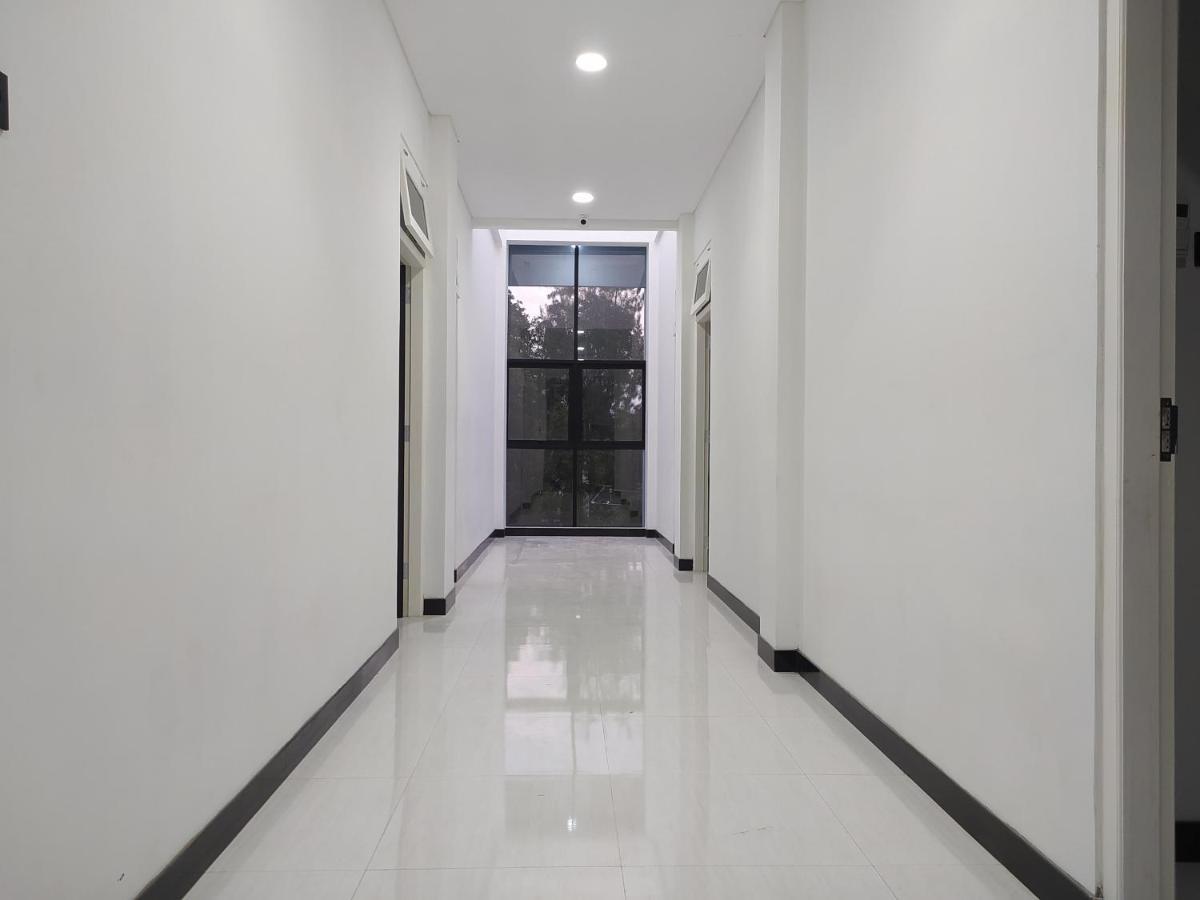Urbanview Badran Residence Syariah Manahan Surakarta  Bagian luar foto