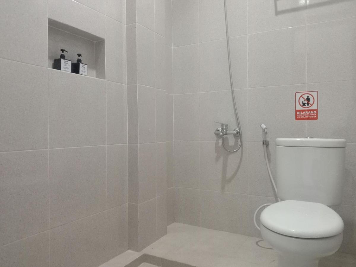 Urbanview Badran Residence Syariah Manahan Surakarta  Bagian luar foto